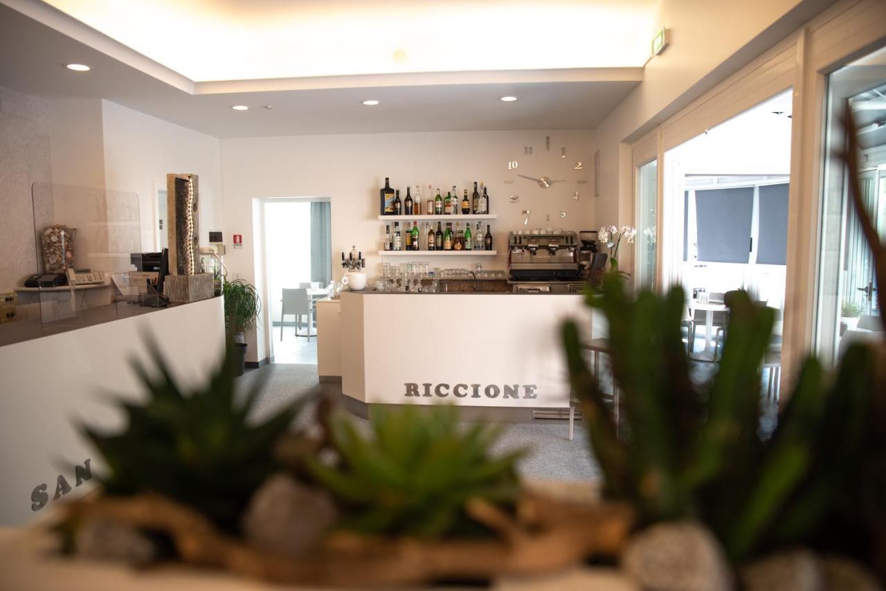Hotel San Gottardo Riccione Dış mekan fotoğraf