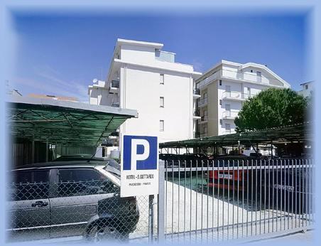 Hotel San Gottardo Riccione Dış mekan fotoğraf